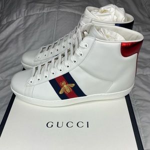 GUCCI Ace’s High Tops with gold Bee Size 9.5 US